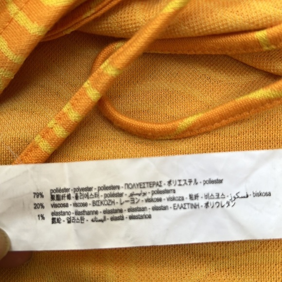 Zara large jacquard halter keyhole top. - Picture 10 of 13